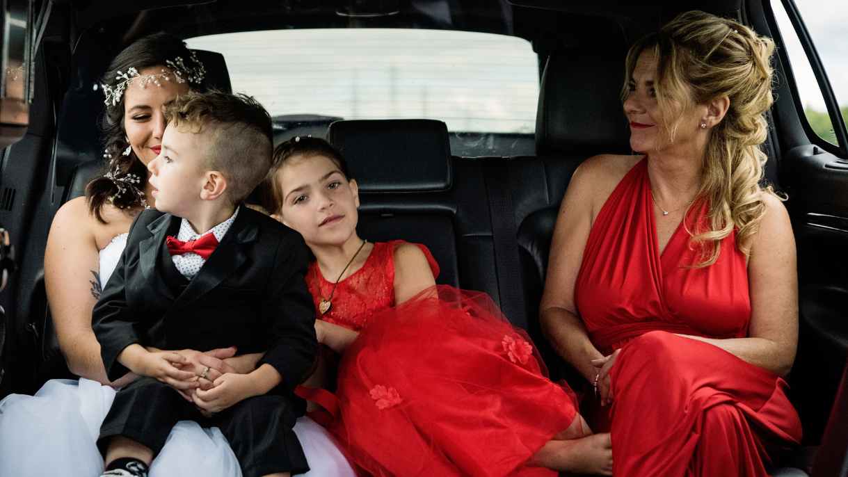 Sewa Mobil Pernikahan dari Goldenbird